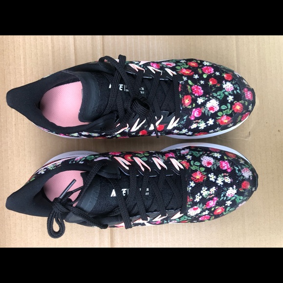 Nike Air Zoom Pegasus 36 Vintage Floral GS - Picture 6 of 7